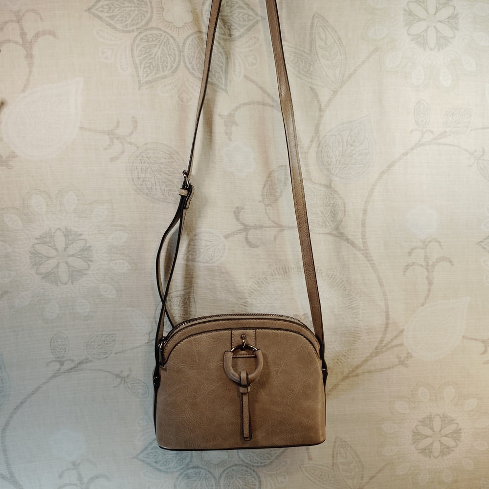 Chic Sam & Hadley Beige Crossbody Bag with Ring Detail - Picture 3 of 6